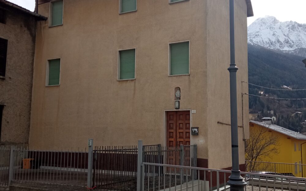 Casa terra cielo con autorimessa